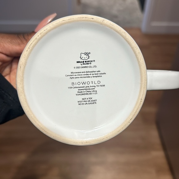 Hello Kitty Ceramic Mug Sanrio Valentines Day holiday gift heart handle mouse - Picture 3 of 3